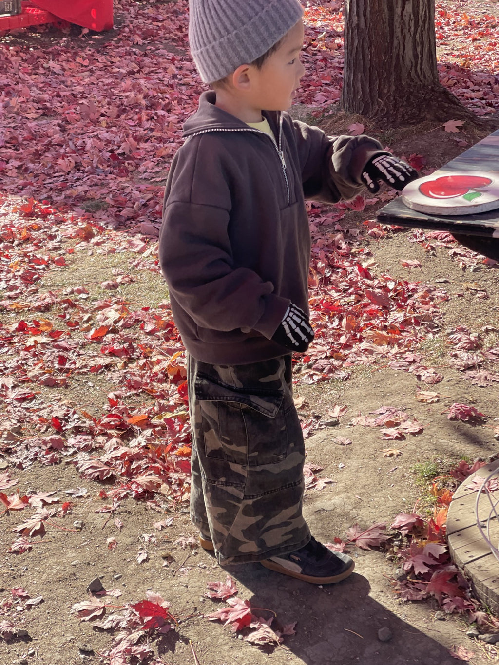 The Hide-and-Seek Cargos